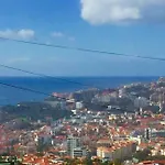 Πανσιόν Rochinha Cozy 3*